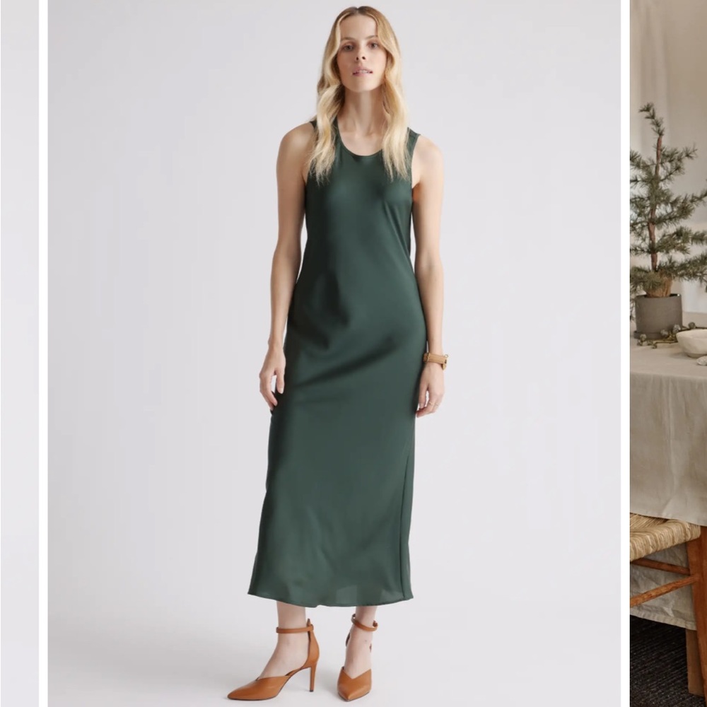 quince washable stretch silk tank midi dress in forest green, size xs